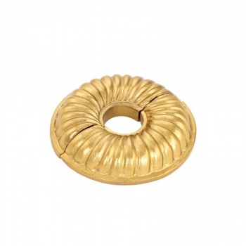 Radiator Flange Brass Finish Le Cruller 1/2" (IPS) pipe flange: 7/8" inside diameter; 3-1/8" outside diameter 
